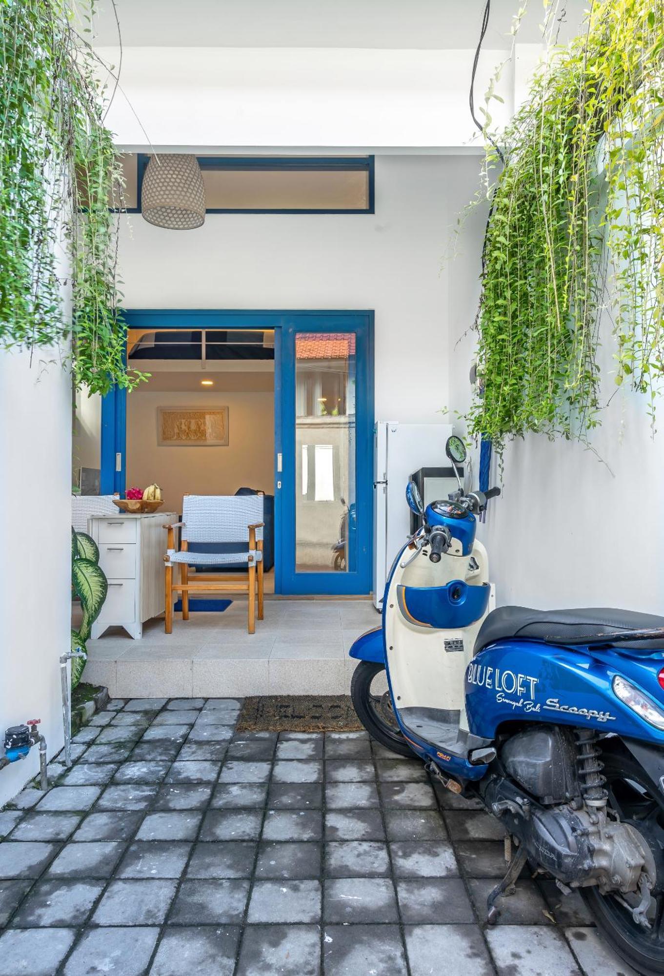 The Blue Loft Free Scooter Apartemen *